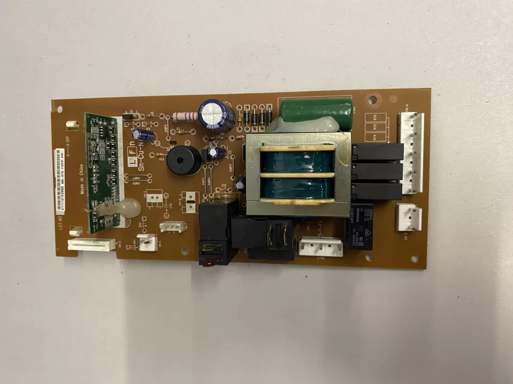 02T00 Frigidaire Microwave Board - Control