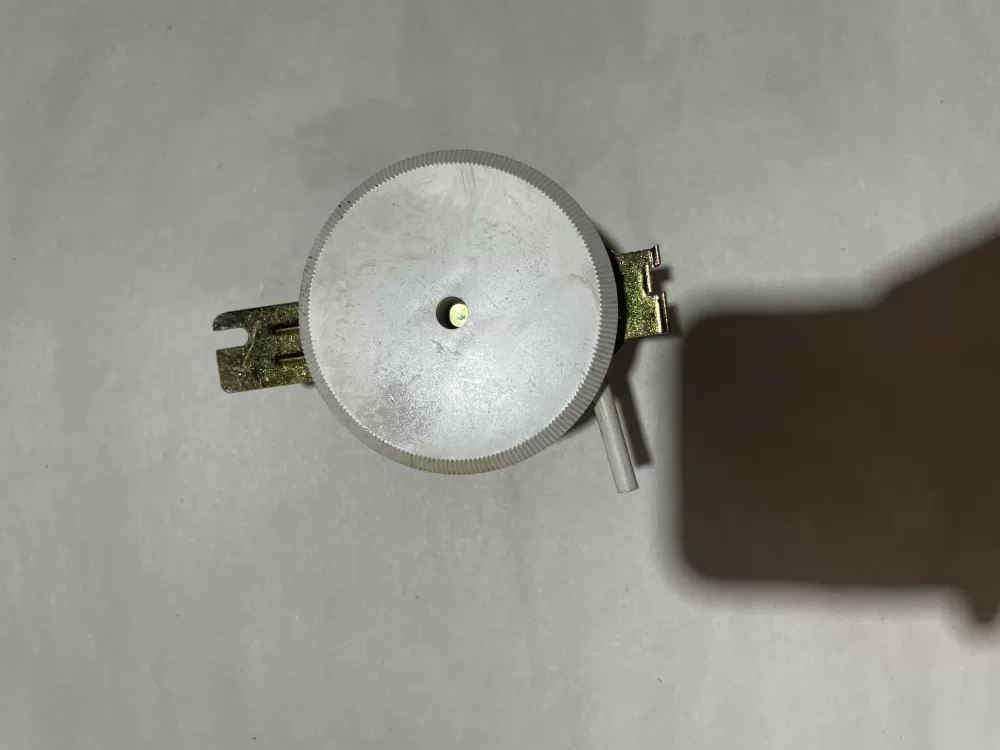 Whirlpool 9530N1213 Refrigerator Cold Control