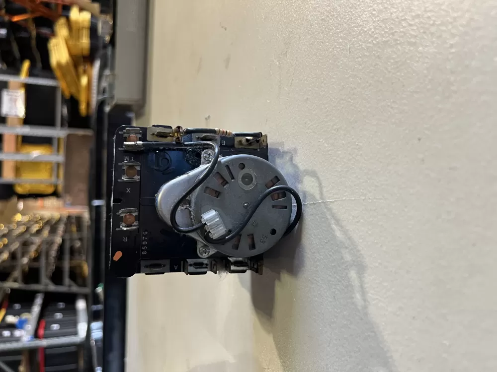 Frigidaire Whirlpool GE Kenmore 131062300F Dryer Timer AZ41304 | V411