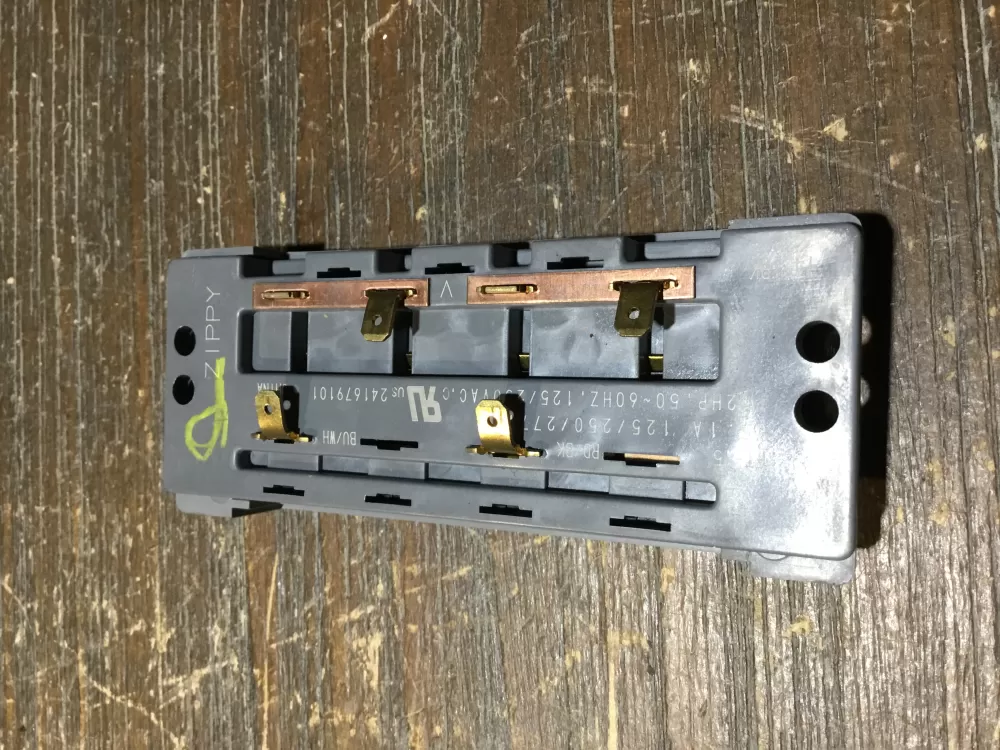 Frigidaire Kenmore Westinghouse Refrigerator Dispenser Switch AZ60768 | NR2047