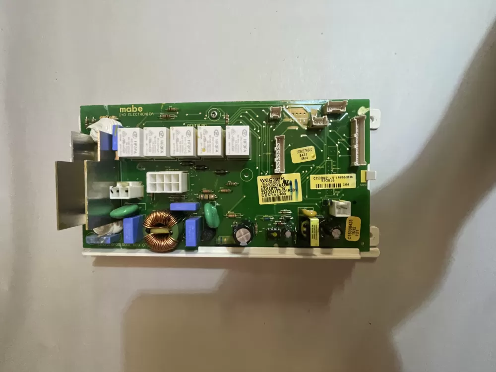GE  Hotpoint WCC101K  234D2417G001R001 Washer Control Board