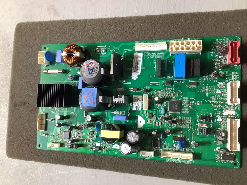 LG Kenmore EBR83845031 Refrigerator Control Board AZ120302 | NR2213