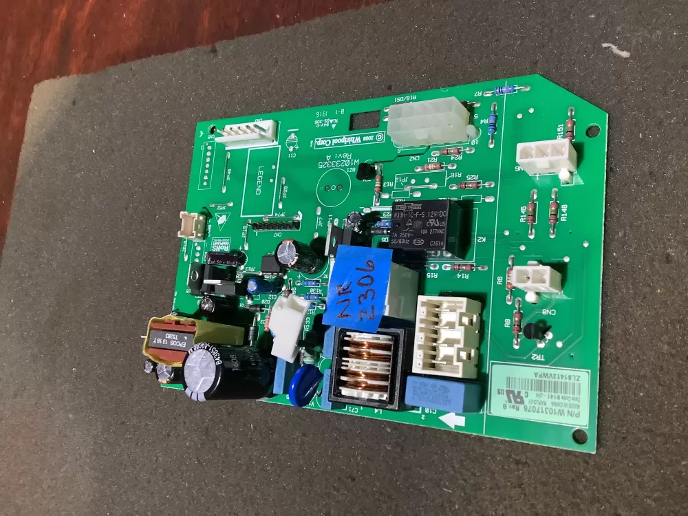 Whirlpool Kenmore W10205552 Refrigerator Control Board AZ127655 | NR2306