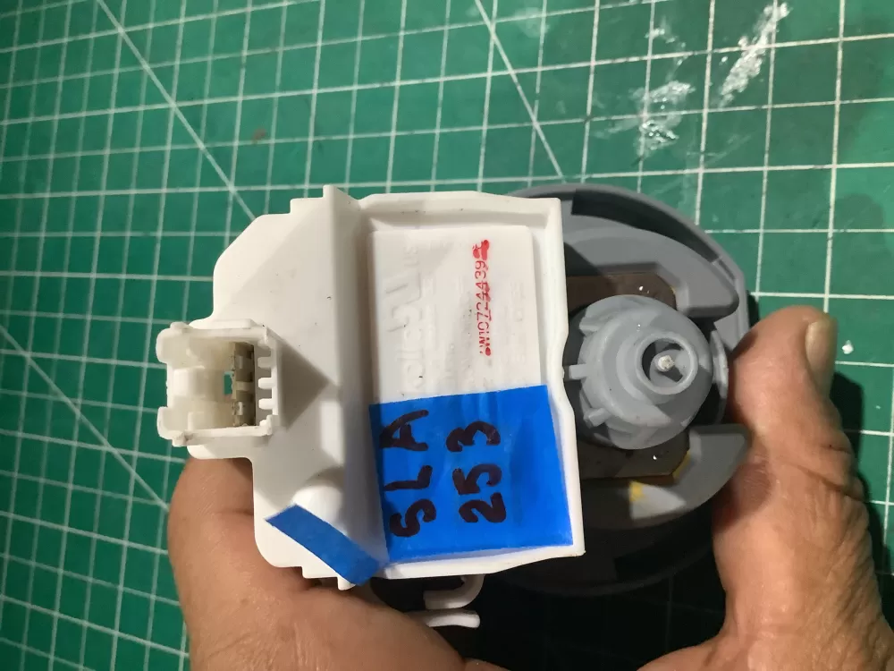 Whirlpool W10724439 Dishwasher Water Drain Pump Motor AZ136218 | SL253
