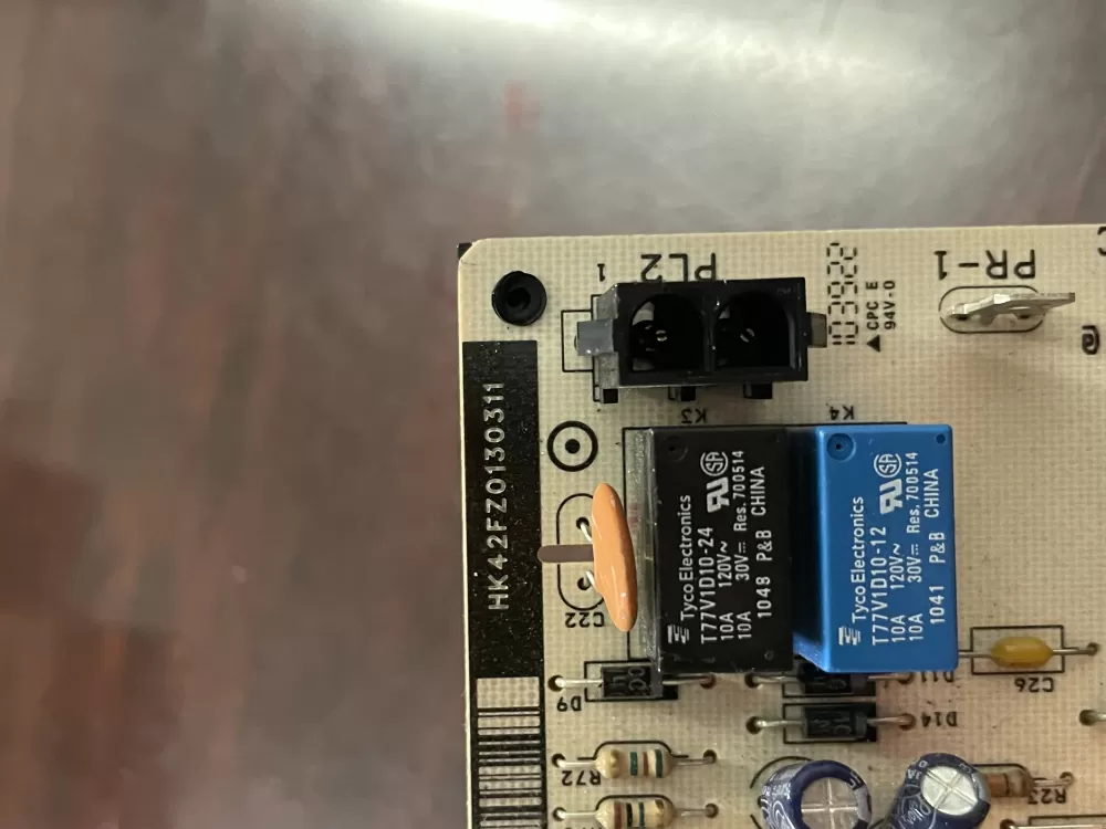 Carrier Payne CEPL130438-01 Furncace Control Board  AZ54498 | Wm1961