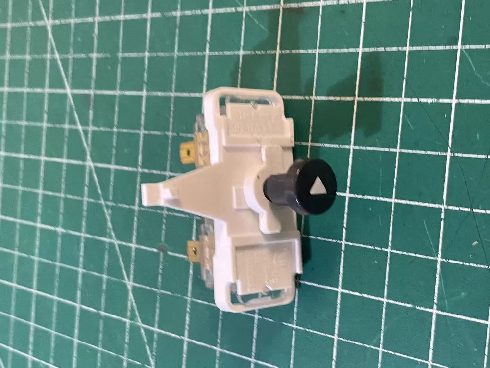 GE 248C1146P001 WE4M416 AP4980900 WE4M367 1811209 AH3487190 EA3487190 PS3487190 WE4M352 Dryer Start Switch