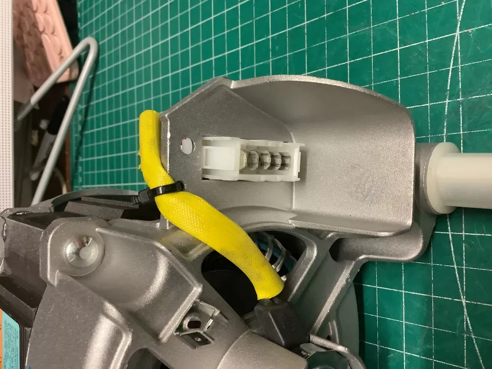 GE Electrolux 0024000133GEA Washer Drive Motor AZ212039 | SLA346