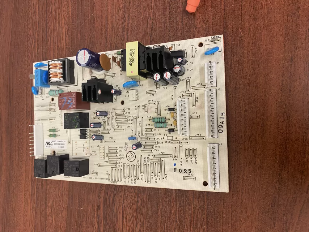GE EBX1110P002 200D6221G025 WR55X11072 Refrigerator Control Board