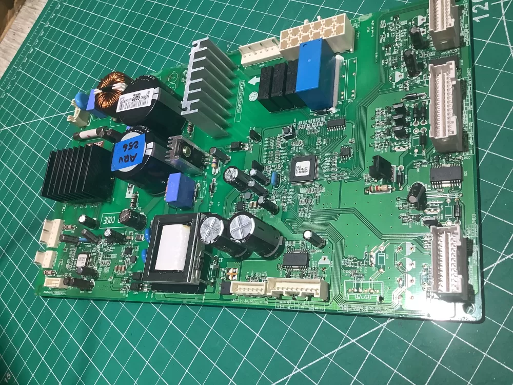LG Kenmore EBR83806902 Refrigerator Control Board AZ184148 | ARV256