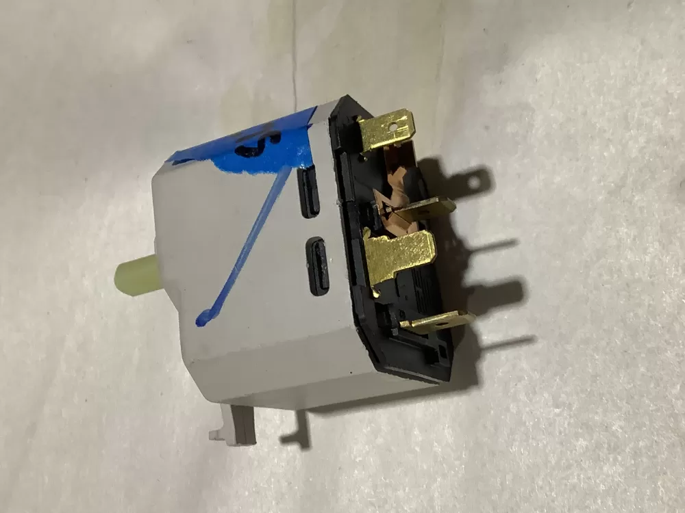 Crosley Kenmore Maytag Whirlpool W10117655 WPW10117655 Dryer Crosley Control Board Start Switch