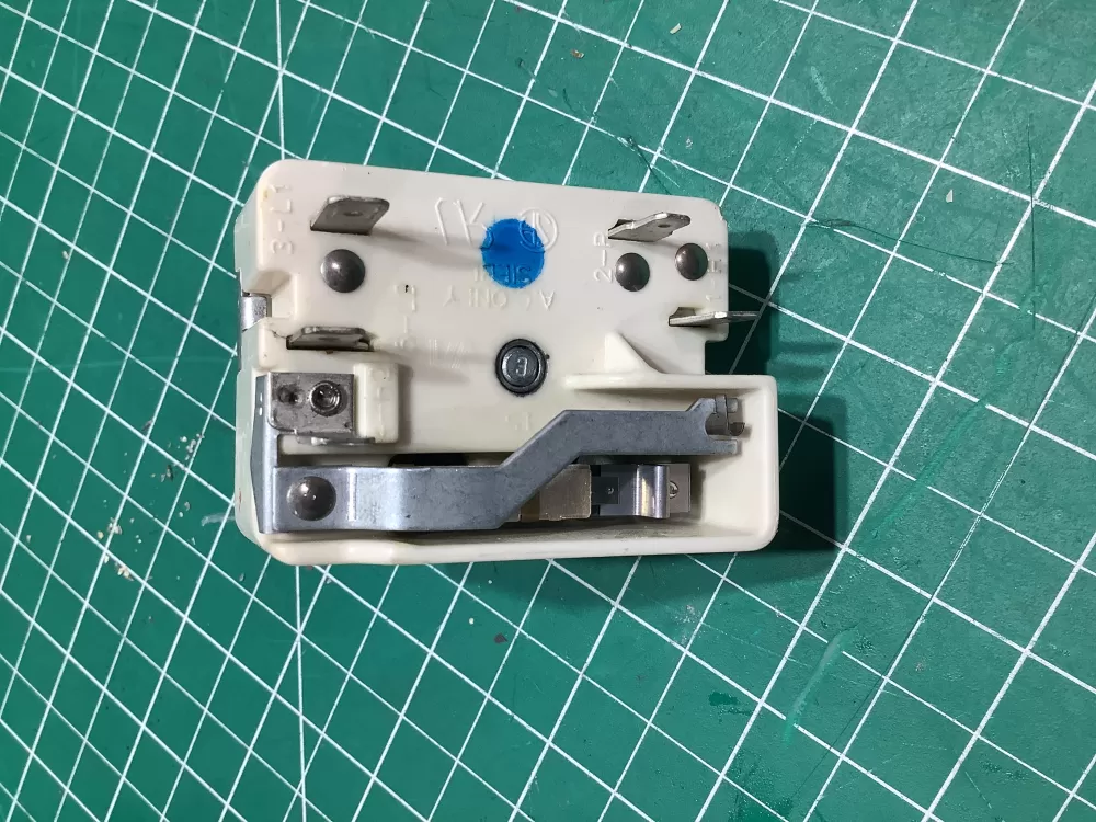 GE Kenmore 164D1816P05 Range Surface Burner Switch  AZ154215 | SL251