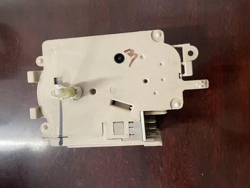 Frigidaire  GE  Kenmore 131758600B Washer Timer