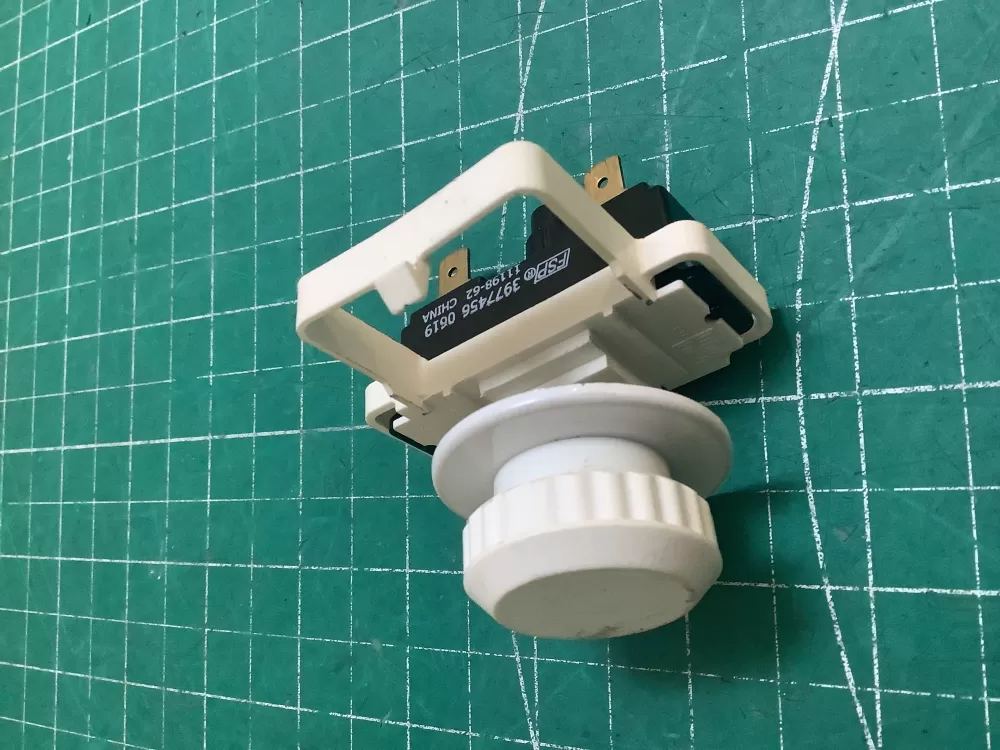 Whirlpool Dryer Switch Push To Start 3977456 0223  AZ221339 | SLA55