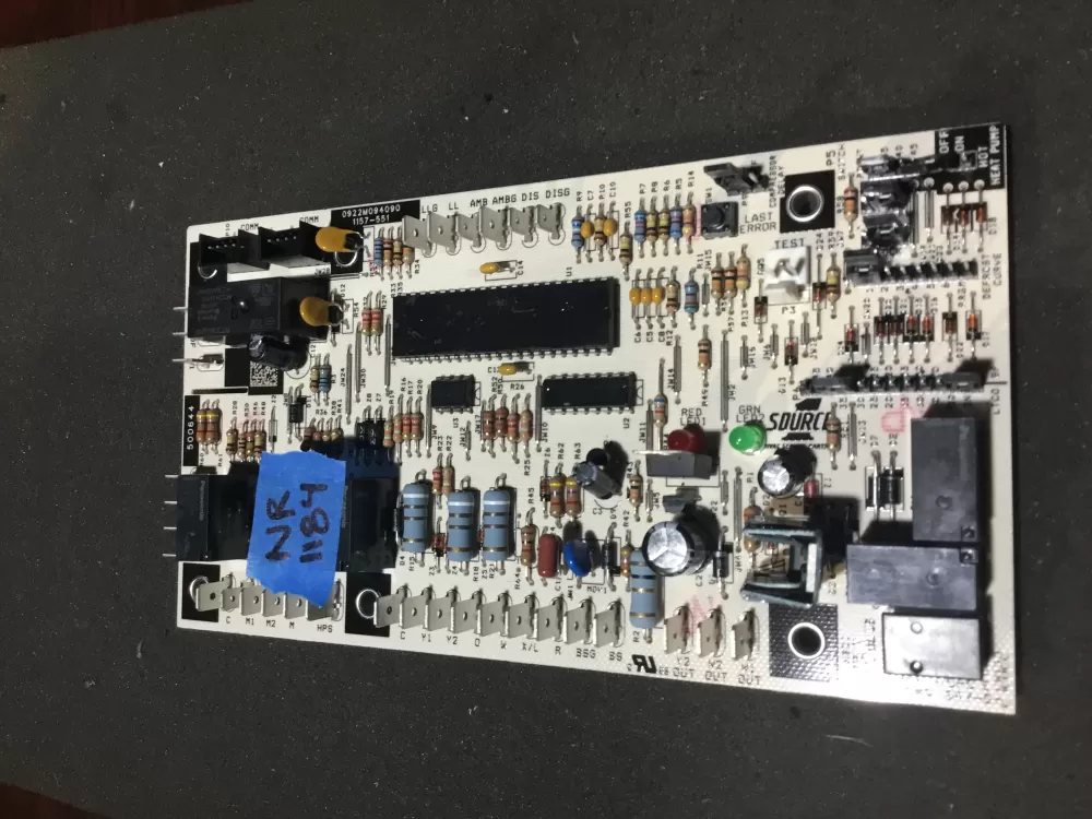Lennox 1157 83 5511A 100135 05  Control Board AZ82053 | NR1184