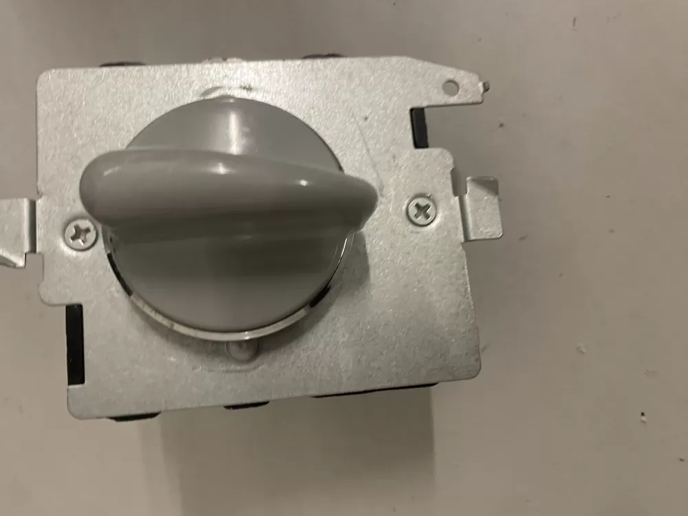 GE 212D1233P013 WE4M365 Dryer Timer AZ204653 | BK102