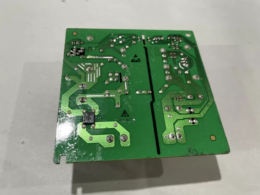 Hisense HG2090429-D Refrigerator Control Board AZ172204 | Wm473