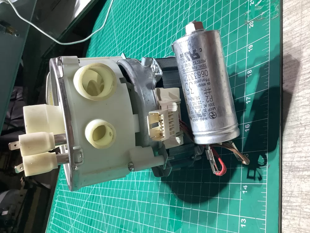 Miele 6770511 Dishwasher Pump Motor AZ146767 | SL262
