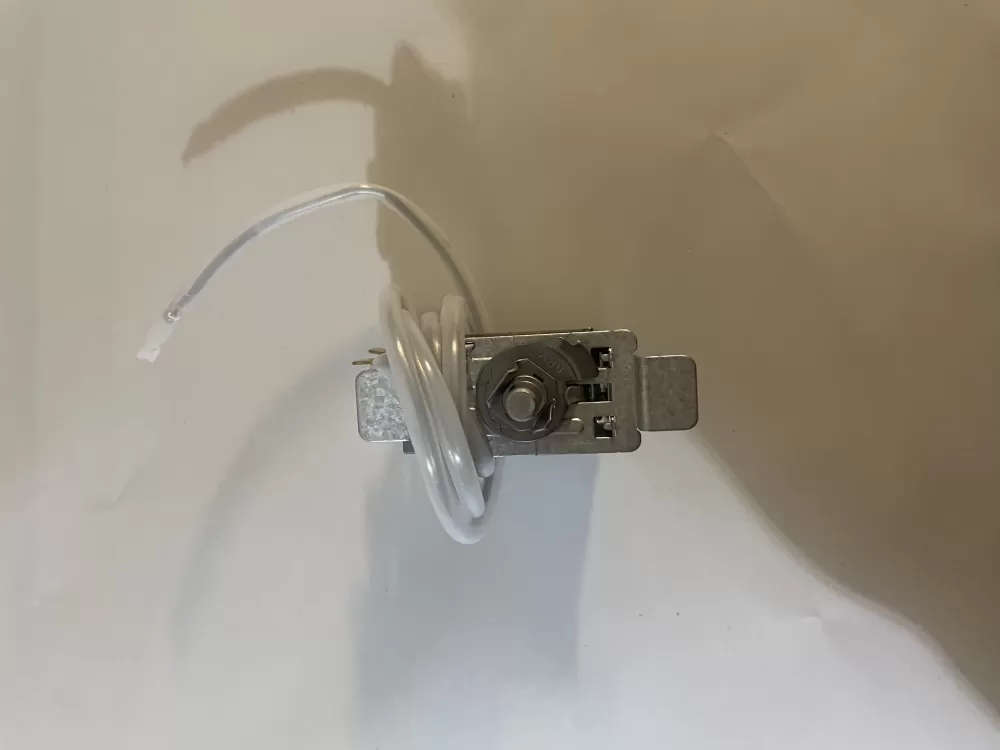 Frigidaire A07447101 Refrigerator Temp Control Thermostat AZ128959 | KM2134