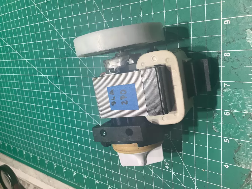 Miele Washing Machine Drain Pump 4251170 120V  AZ142533 | SL270