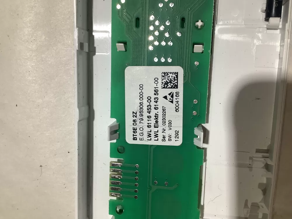6116 453-00 Board - Control
