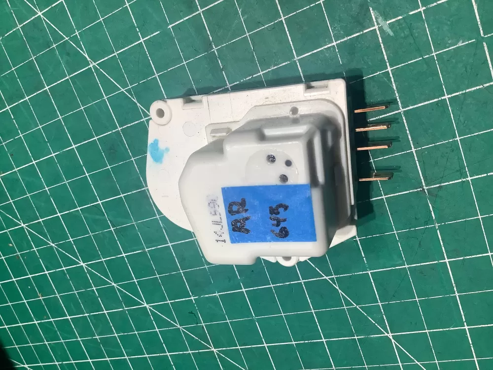 Frigidaire Kenmore AP2111929 12762 Refrigerator Defrost Timer AZ143162 | AR644