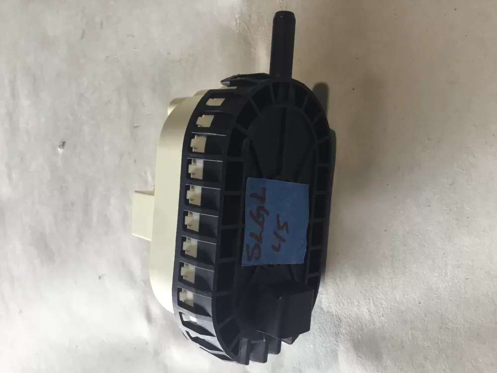 Whirlpool W10239066 W11413130 Washer Pressure Switch AZ151269 | SL45