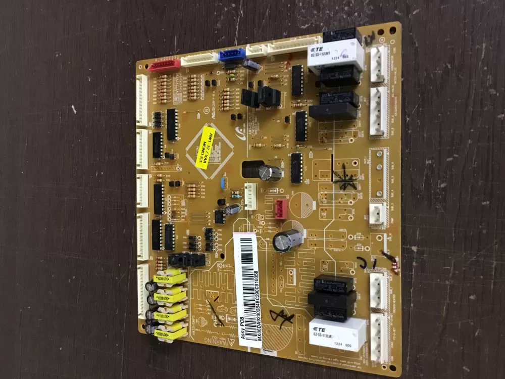 Samsung AP5620310 DA92 00384B Refrigerator Control Board AZ4766 | NR460