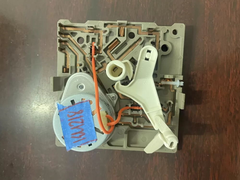 Whirlpool Refrigerator W10190954 Ice Maker Control Module AZ45793 | KM218