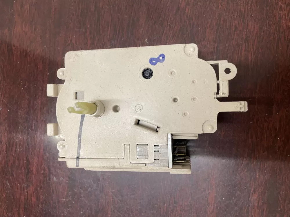 Frigidaire  GE  Kenmore 131758600B Washer Timer