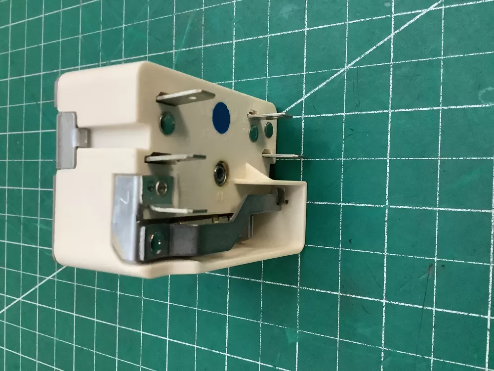 Samsung DG44 01009A PS4240807 Range Burner Control Switch AZ218041 | SLA157