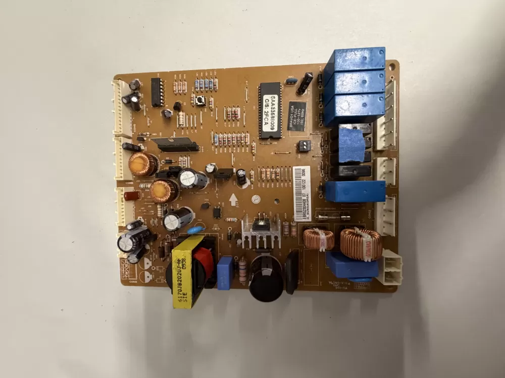 LG  Kenmore EBR52304408 Refrigerator Control Board