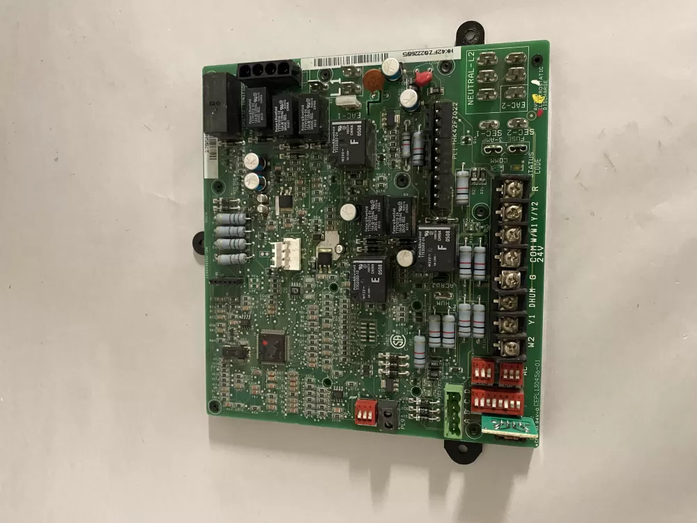 Carrier CEPL130456-01  HK42FZ022 Furnace Control Circuit Board