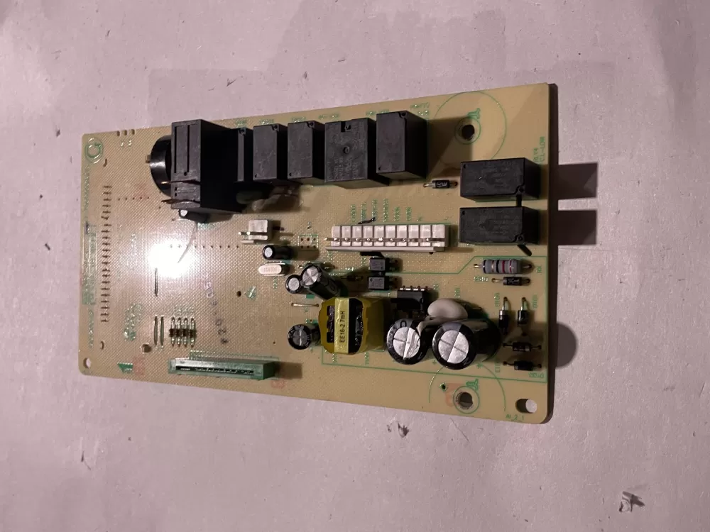 GE MD12001LB EMLAAGE-04-K 17170000008243 Microwave Control #