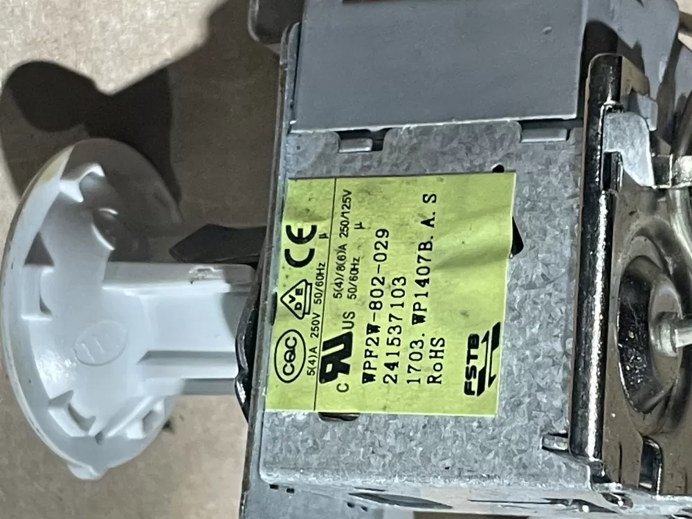 Westinghouse PS8769007 Thermostat Cold Control AZ89442 | Wm1728