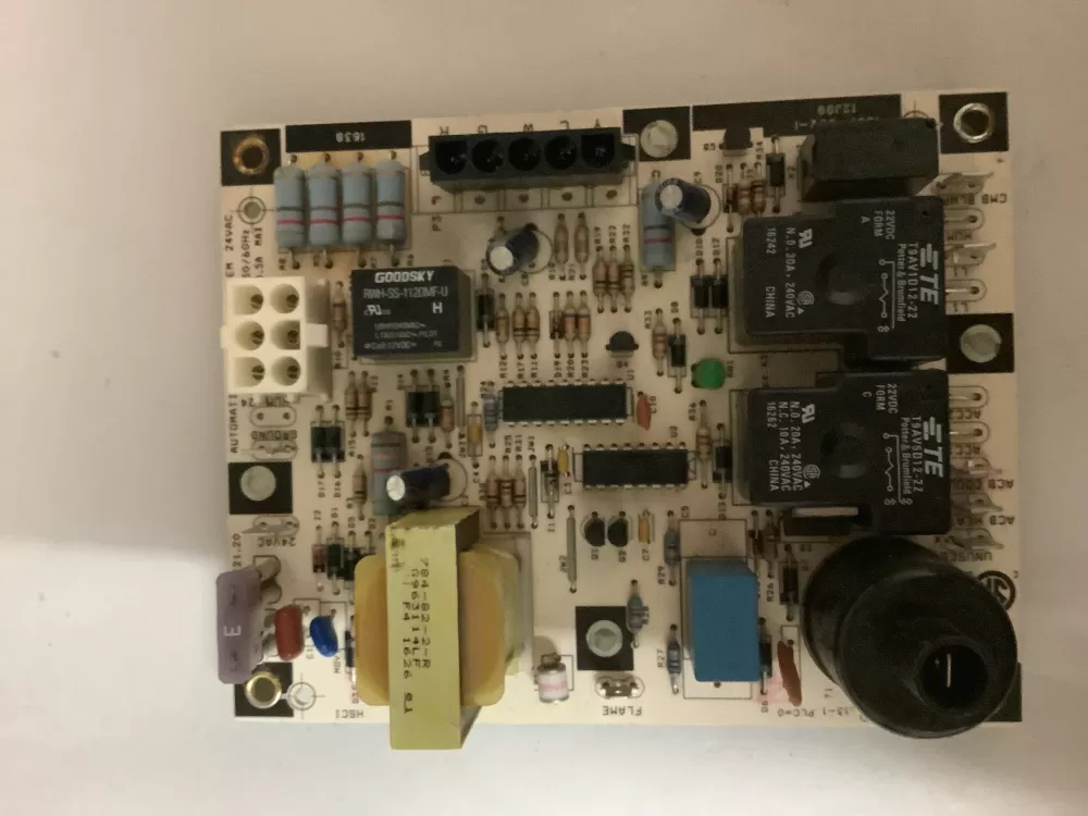 Lennox 1097-83-505A Furnace Control Board AZ102369 | AV1339
