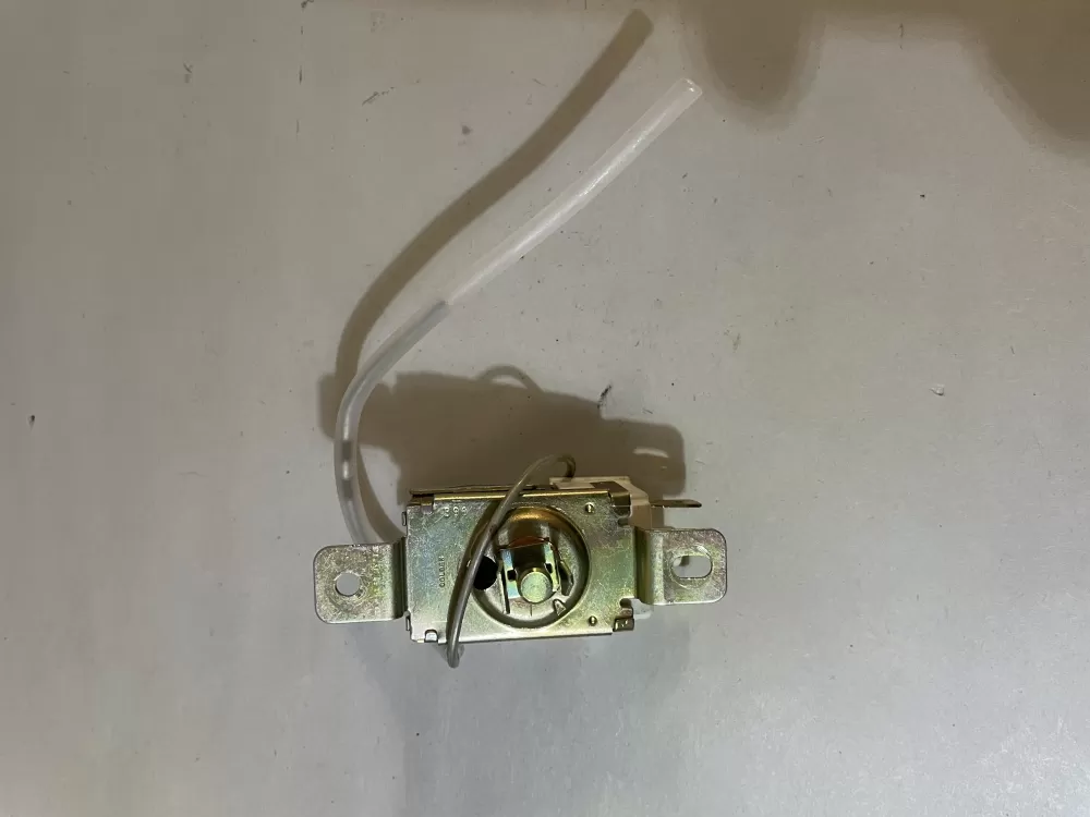 Whirlpool WP2198202 Refrigerator Cold Control Thermostat AZ123515 | KM247