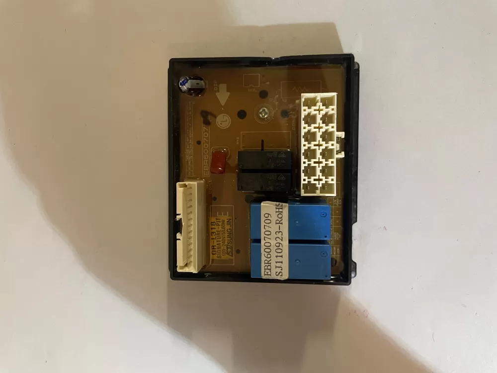Kenmore  LG EBR60070709 Refrigerator Control Board