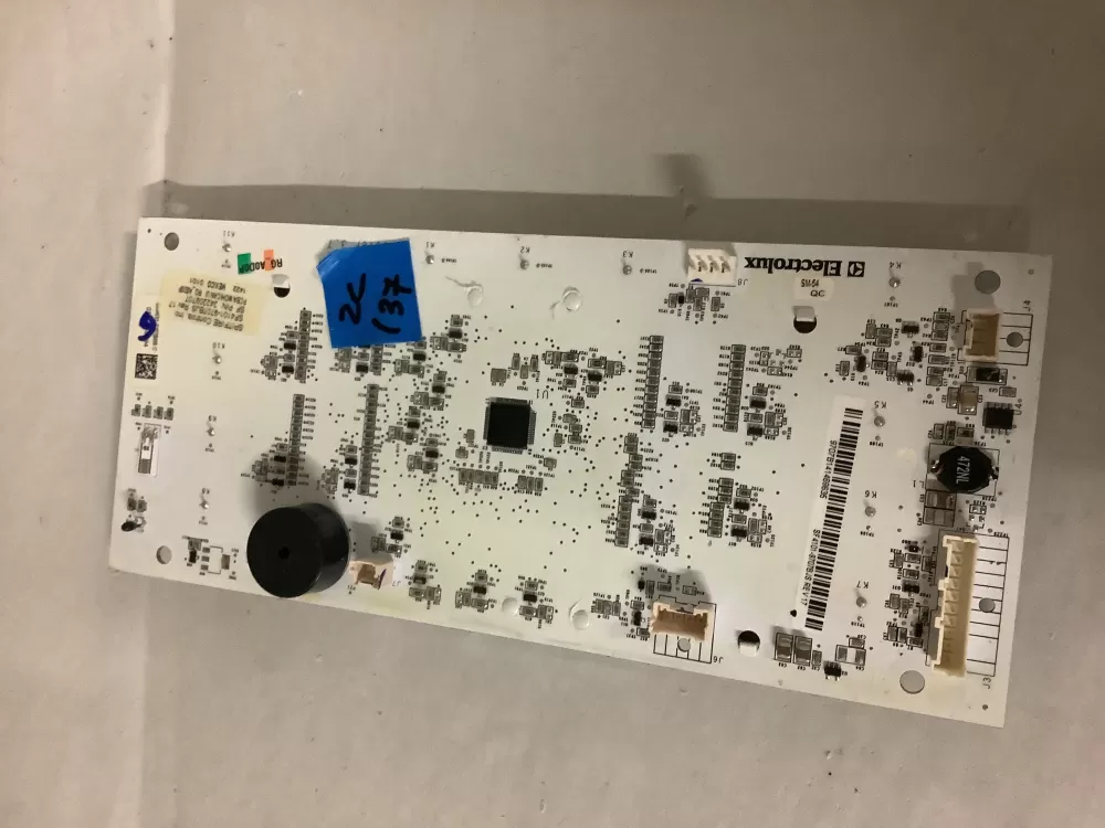 Frigidaire 242209707 Refrigerator control board AZ208503 | ZC137
