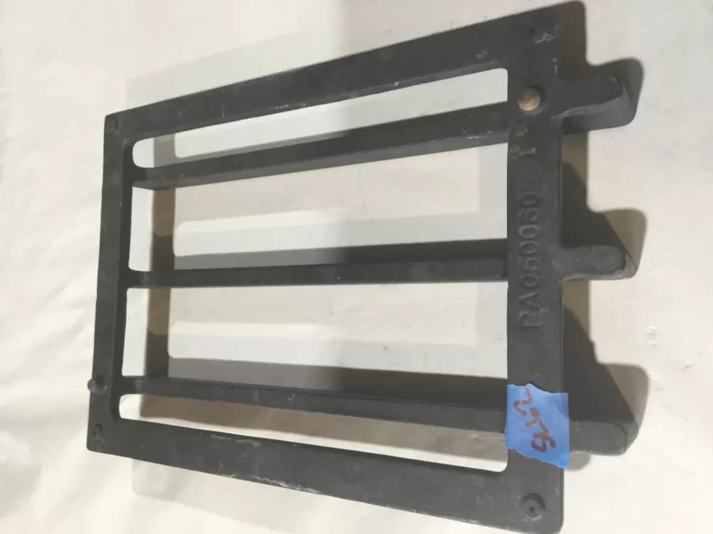 Viking PA060060 Cooktop Center Grate AZ101676 | Sl62