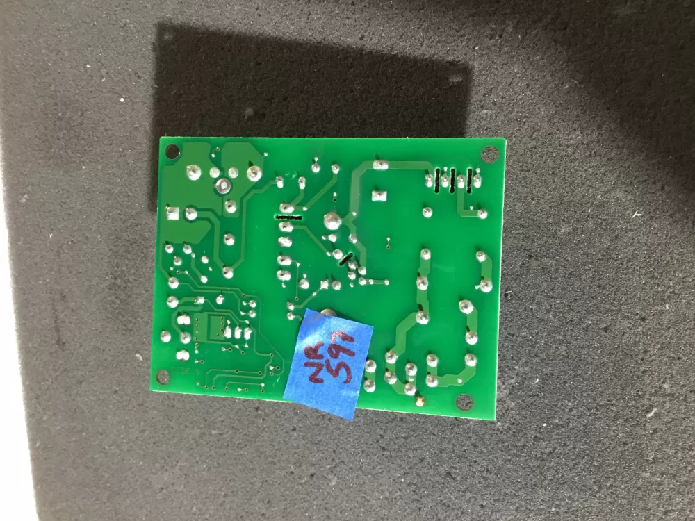 Whirlpool Maytag W10356039 W10118747 Refrigerator Control Board AZ101449 | NR597