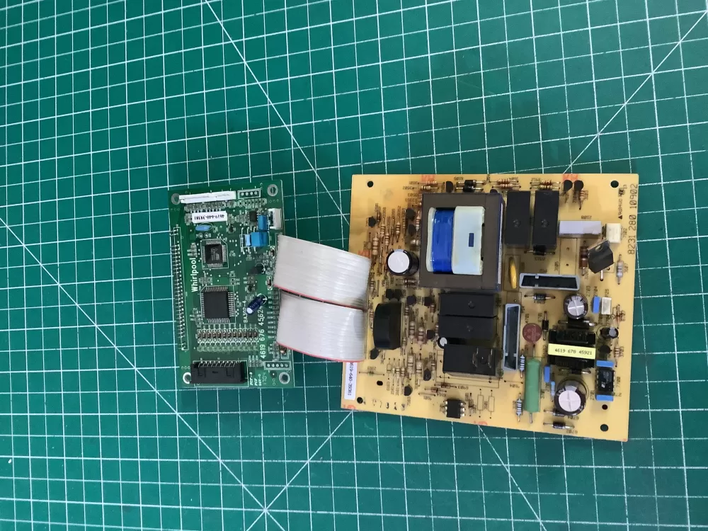 Whirlpool 8205421 4619 640 39361 Microwave Control Board Otr AZ192310 | NR547
