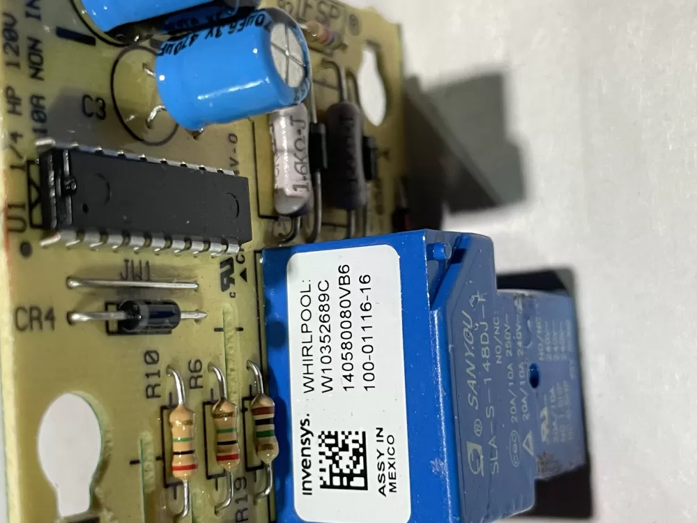 Whirlpool W10352689C Refrigerator Control Board AZ152247 | Wm881