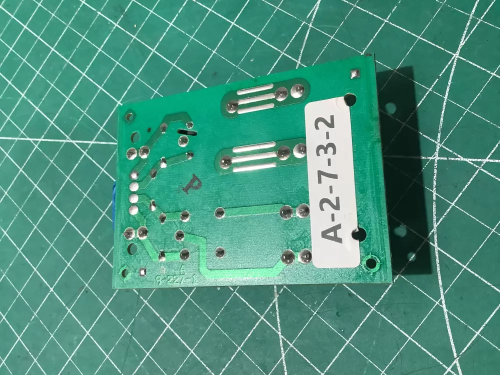 100-00528-02 Bosch Double Oven Relay Board Part # 489264 AZ191233 | AR2296