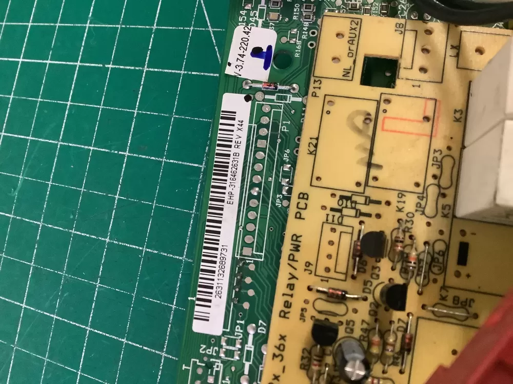 Frigidaire 316560118 X41 Range Control Board AZ208771 | NR945