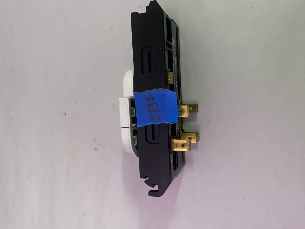 Maytag 6 2093510W Washer Button Switch AZ197304 | BK2732