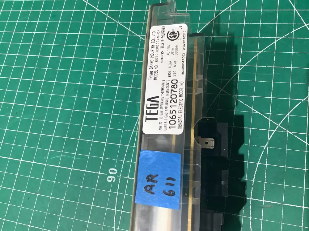 GE 183D9934P002 Wb27k10210 Range Oven Control Board AZ193135 | AR611