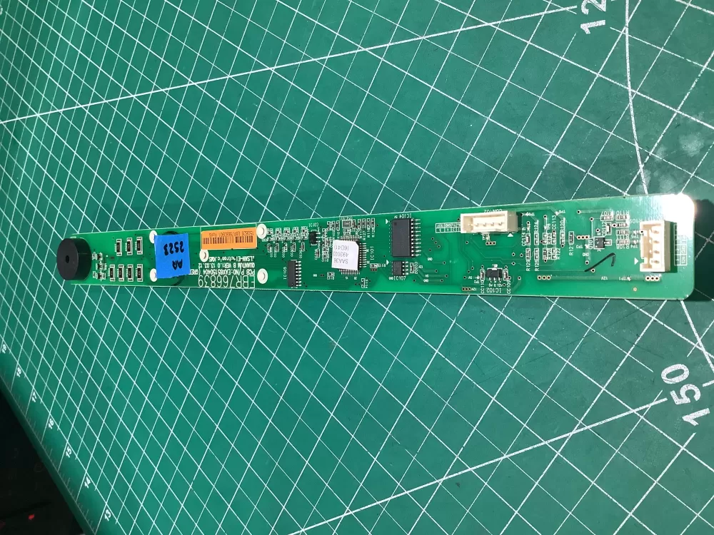 LG EBR76683901 Refrigerator Control Board AZ185333 | AR2523