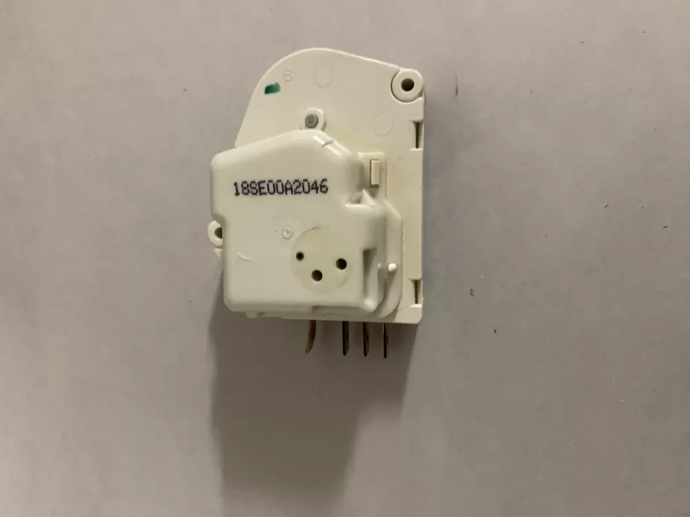 Whirlpool Kenmore W10822278 Refrigerator Defrost Timer AZ192708 | BK113