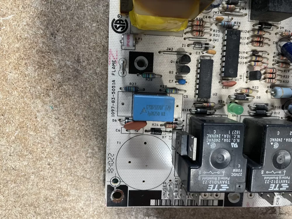 Lennox 1097-83-5051A Furnace Control Board Oem AZ17127 | KM1480