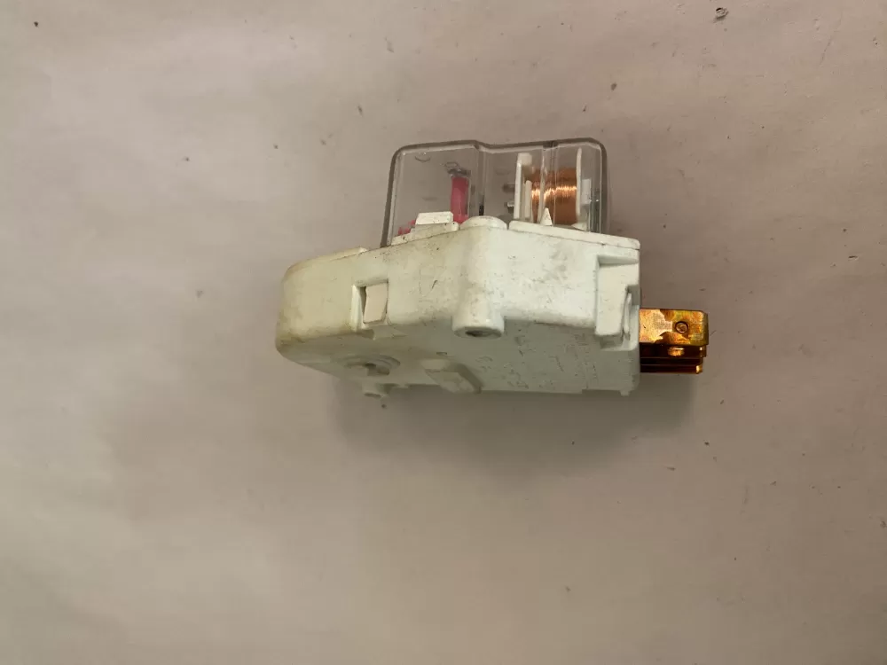 Frigidaire DBZC-1430-1D5 Refrigerator Defrost Timer AZ113229 | BK1516